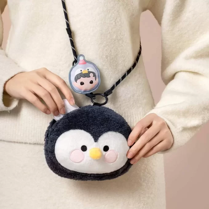 HACIPUPU Snuggle With You Serisi – Peluş Çanta Kör Kutu