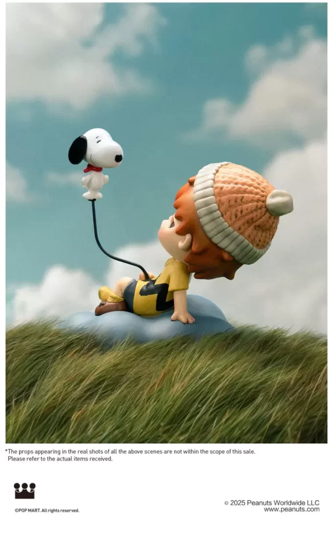 Hirono × Snoopy Figürü