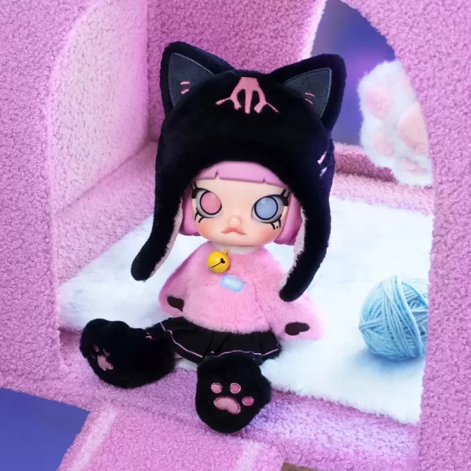 MOLLY Peekaboo 1/8 Aksiyon Figürü