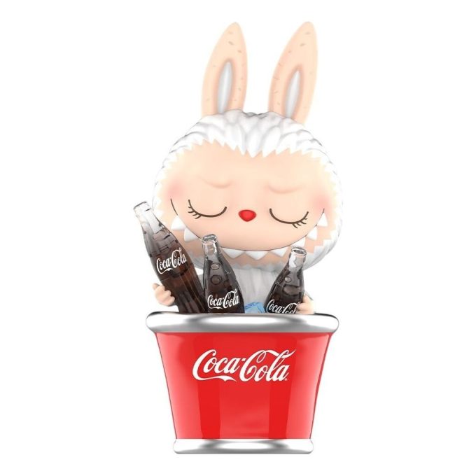Pop Mart x Coca-Cola The Monsters Labubu Figürü “Sakinleşme Zamanı”