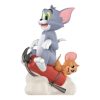 Tom & Jerry Yasak Pusula Figürleri “Yangın Söndürücü Saldırısı”